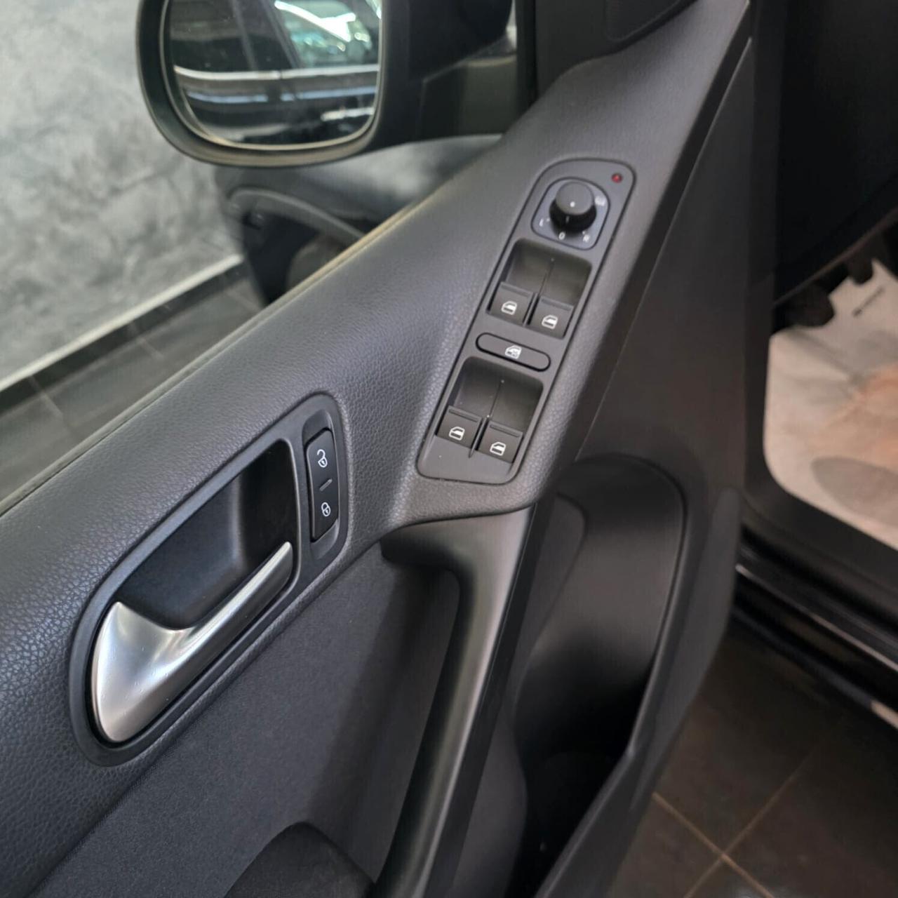 Volkswagen Tiguan 1.4 TSI 122 CV Cross BlueMotion Technology