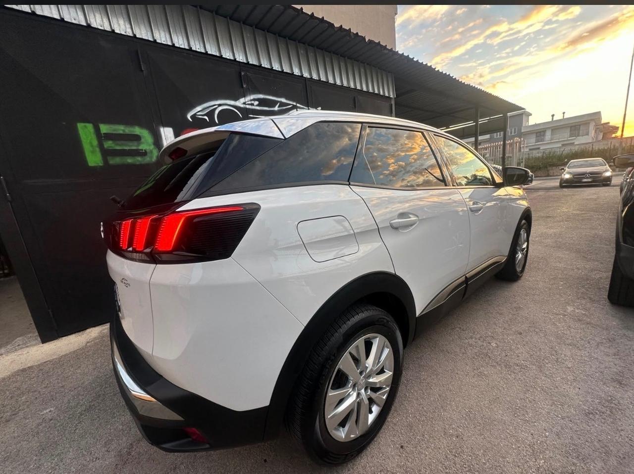 Peugeot 3008 BlueHDi 120 S&S EAT6 Allure