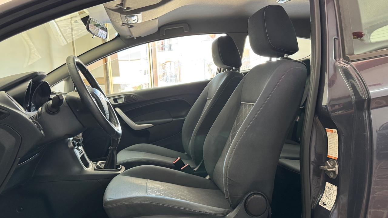 Ford Fiesta Ikon 1.4 TDCi 70CV -2012