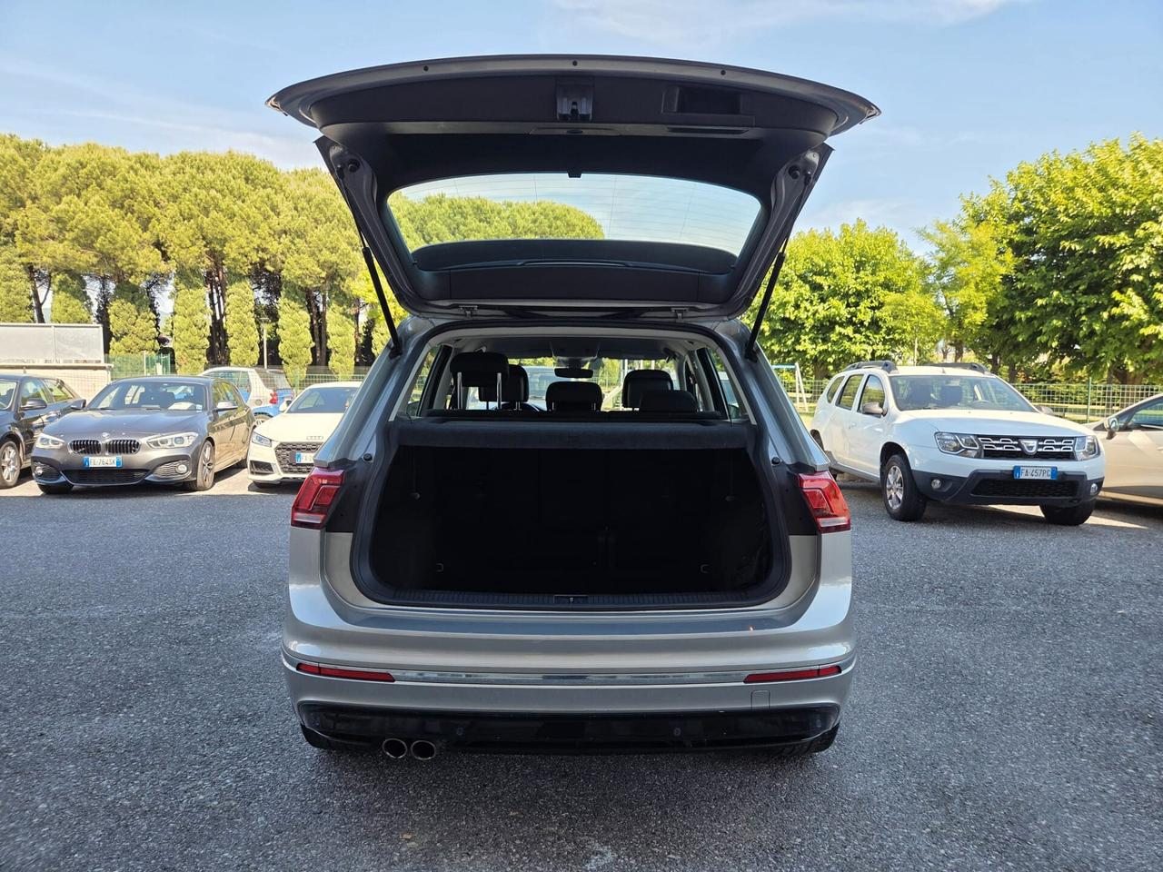 Volkswagen Tiguan 2.0 TDI SCR DSG 4MOTION Sport BMT