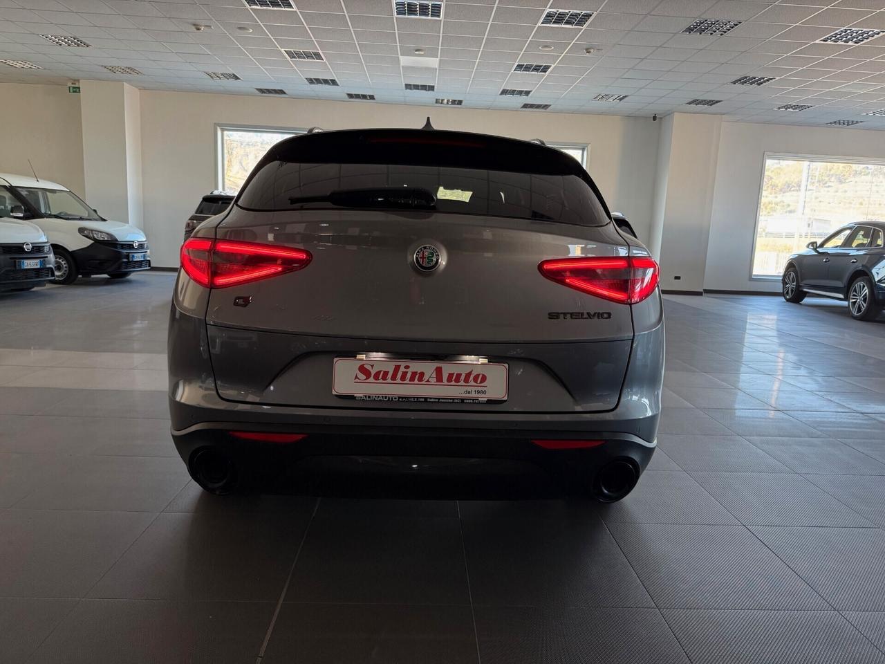 Alfa Romeo Stelvio 2.2 Turbodiesel 210 CV AT8 Q4 B-Tech