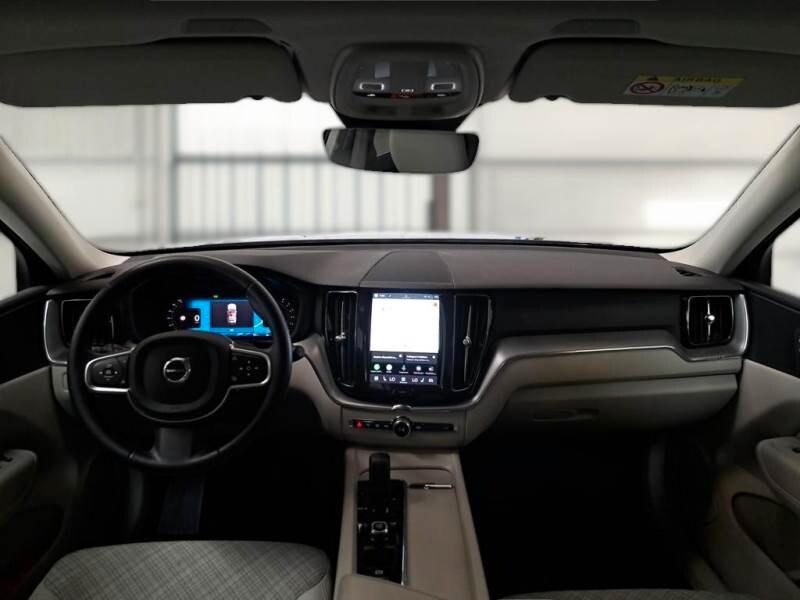 VOLVO XC60 (2017-->) XC60 B4 (d) automatico Core
