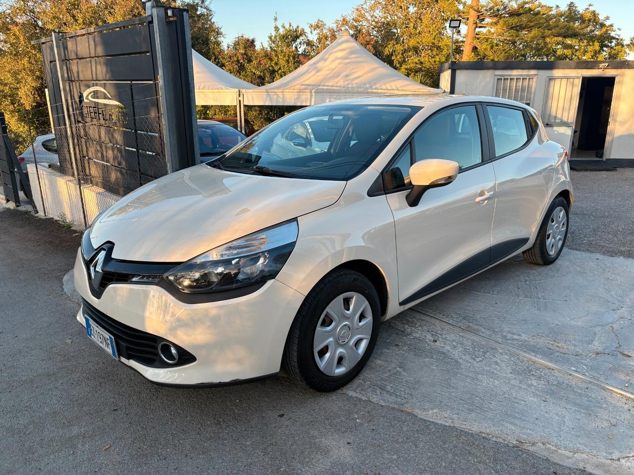 Renault Clio 1.2 75CV GPL 5 porte Costume National