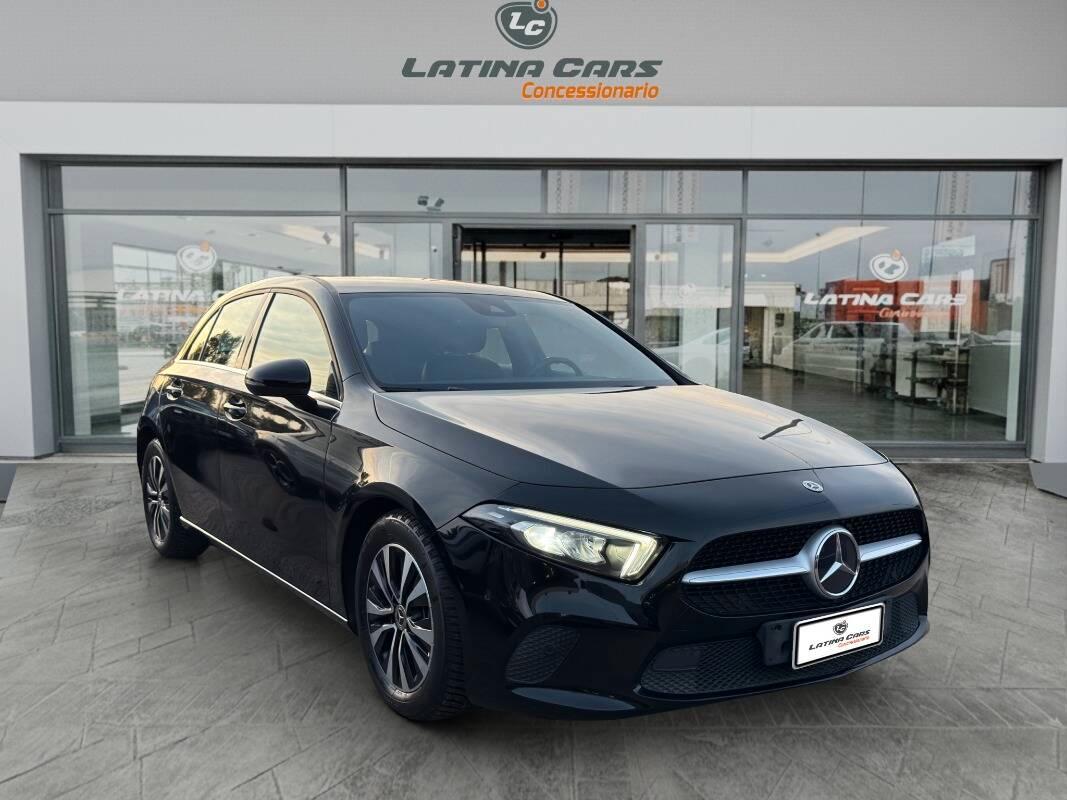 Mercedes Classe A 180 d Business Con TELECAMERA & NAVIGATORE
