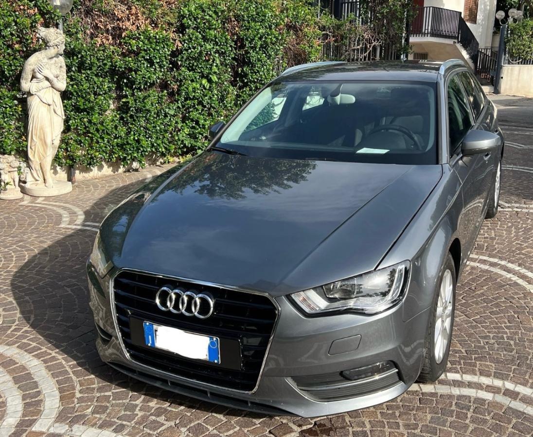 AUDI A3 Sportback 1.6 TDI clean diesel Ambition