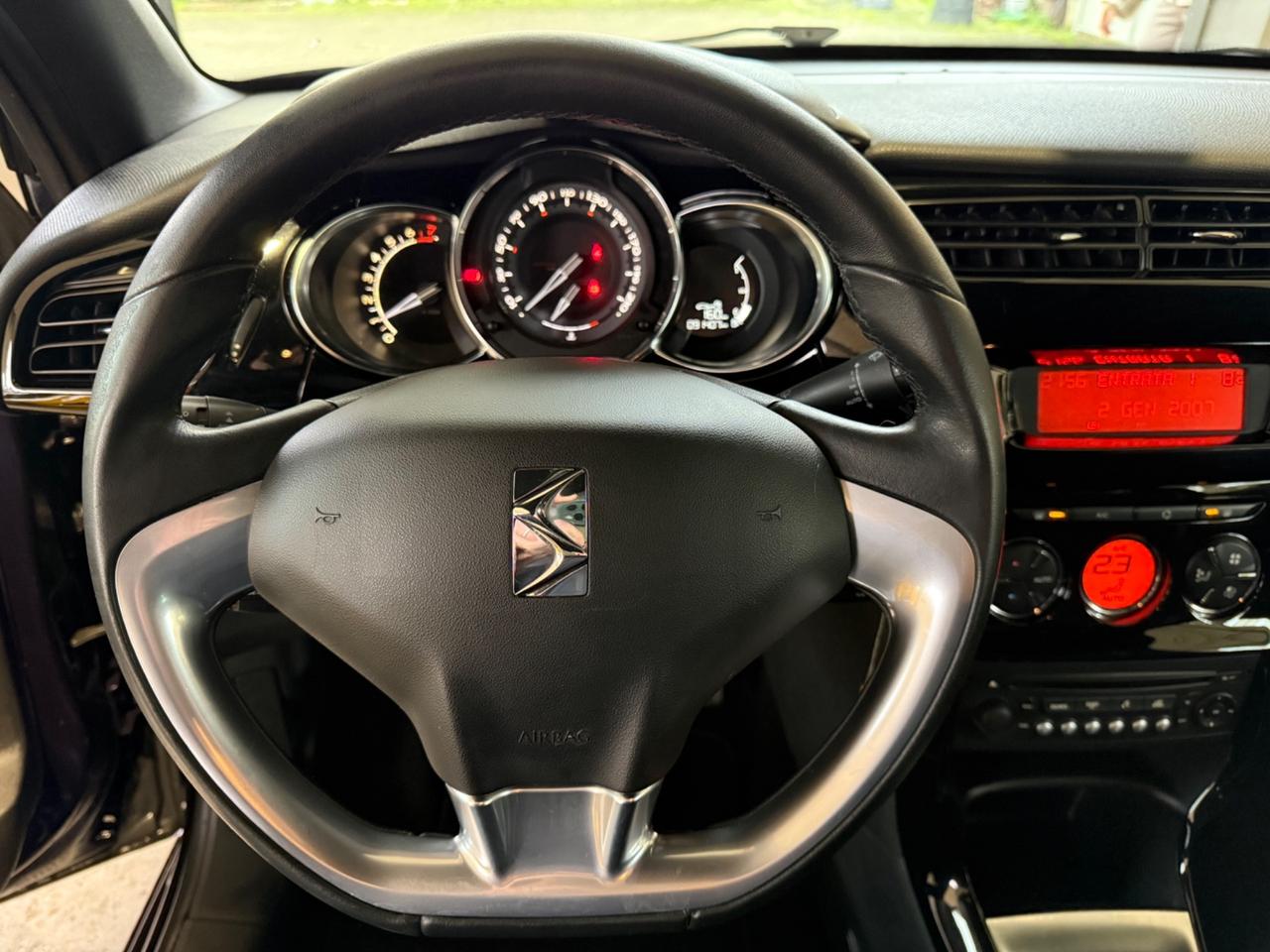 Ds DS3 3 1.2 VTi 82 So Chic