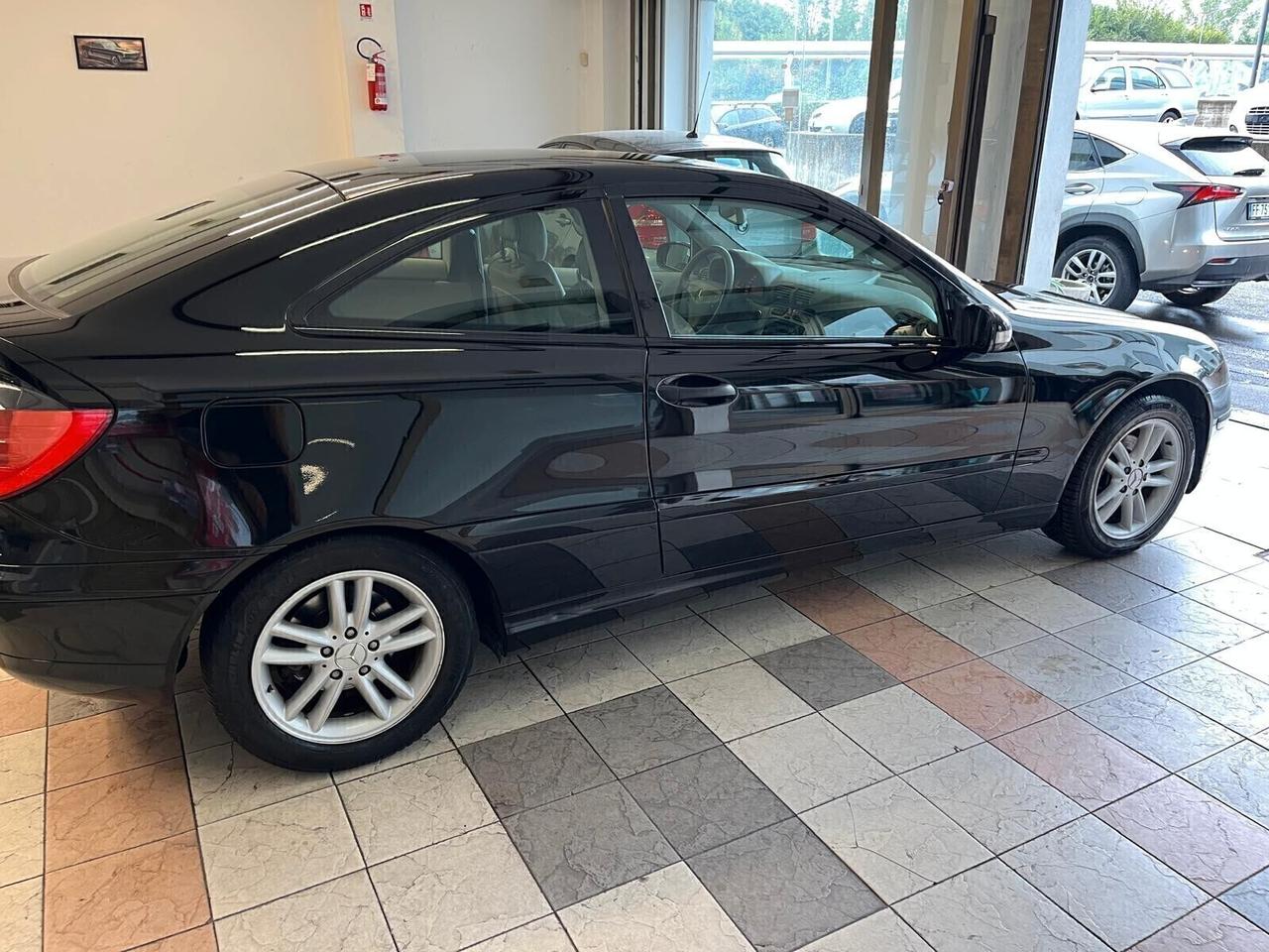 Mercedes-benz C 200 K TPS cat Sportcoupé Avantgarde