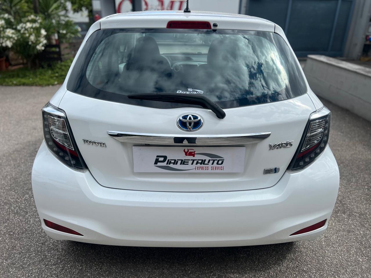 Toyota Yaris 5pt 1.5h 75cv Active OK NEOPAT. TELCLIMA/CAMERA