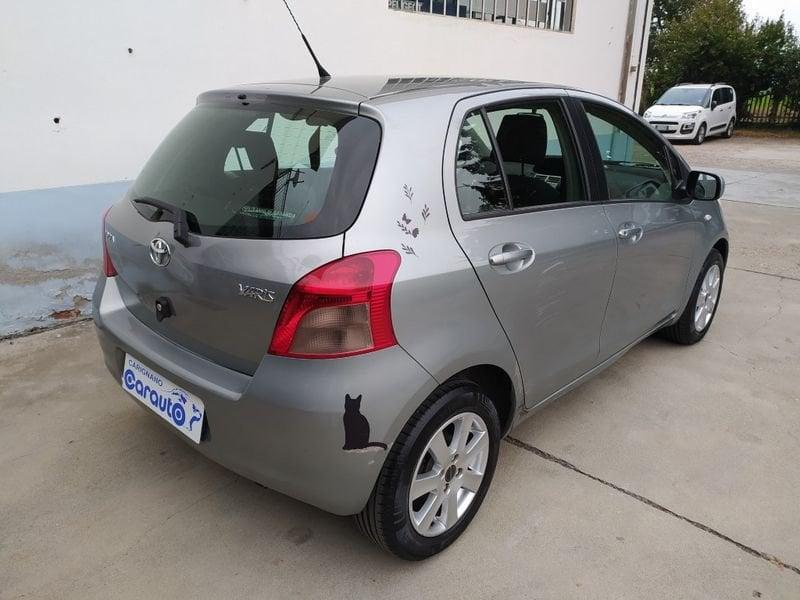 Toyota Yaris Yaris 5p 1.0 Sol