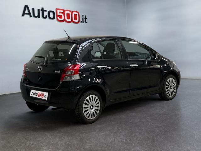 TOYOTA Yaris 1.3 5 porte M-MT Sol