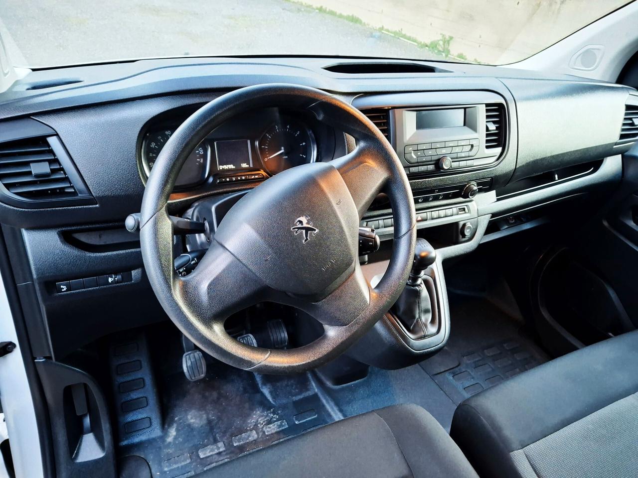 Peugeot Expert BlueHDi 100 S&SPremium L2 PASSO LUNGO