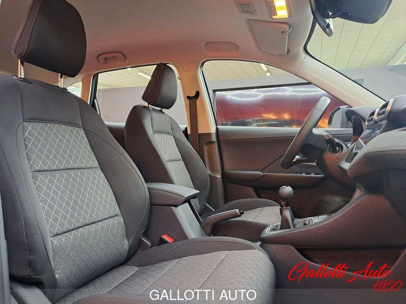 MG ZS 1.5 Standard-SENZA VINCOLI DI FINANZIAMENTO