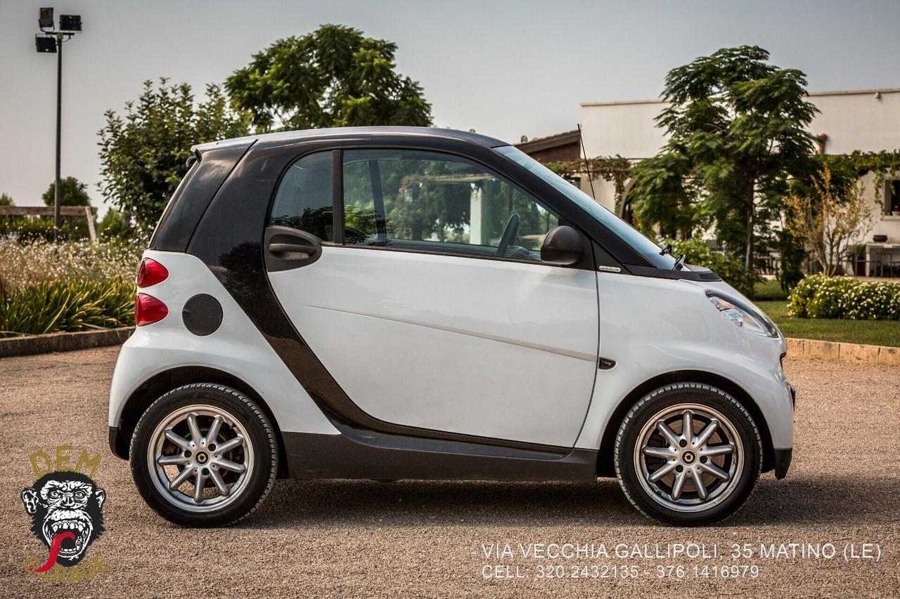 Smart ForTwo 1000 62 kW coupé passion
