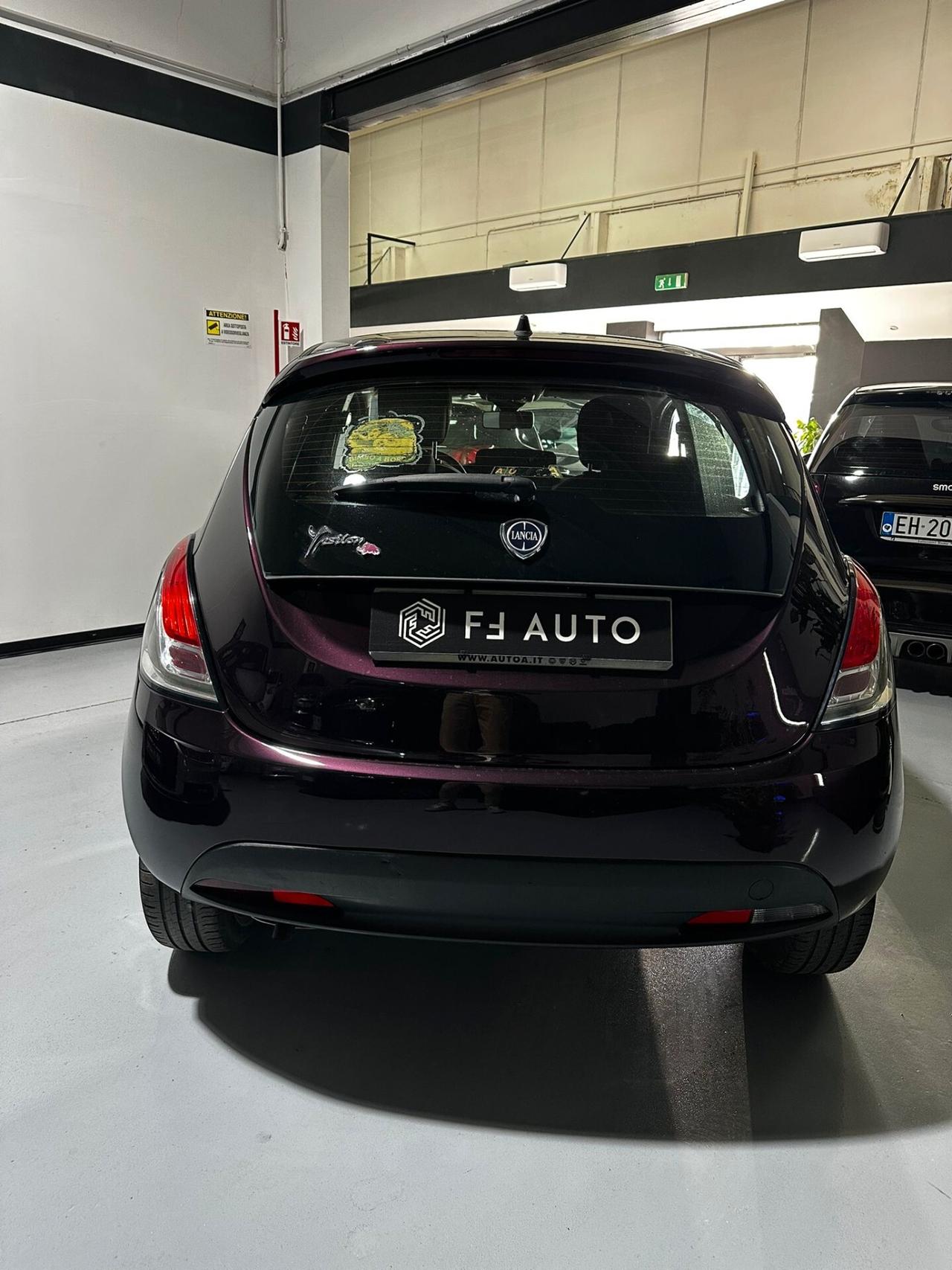 Lancia Ypsilon 1.2 69 CV 5 porte S&S Platinum