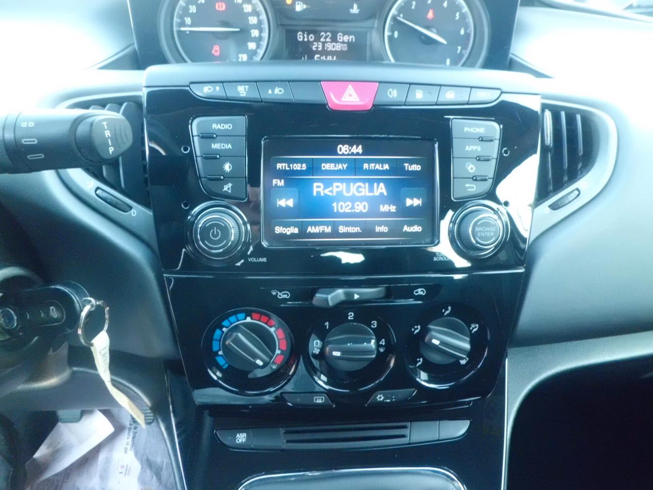 Lancia Ypsilon 1.2 69 CV 5 porte GPL Ecochic Platinum