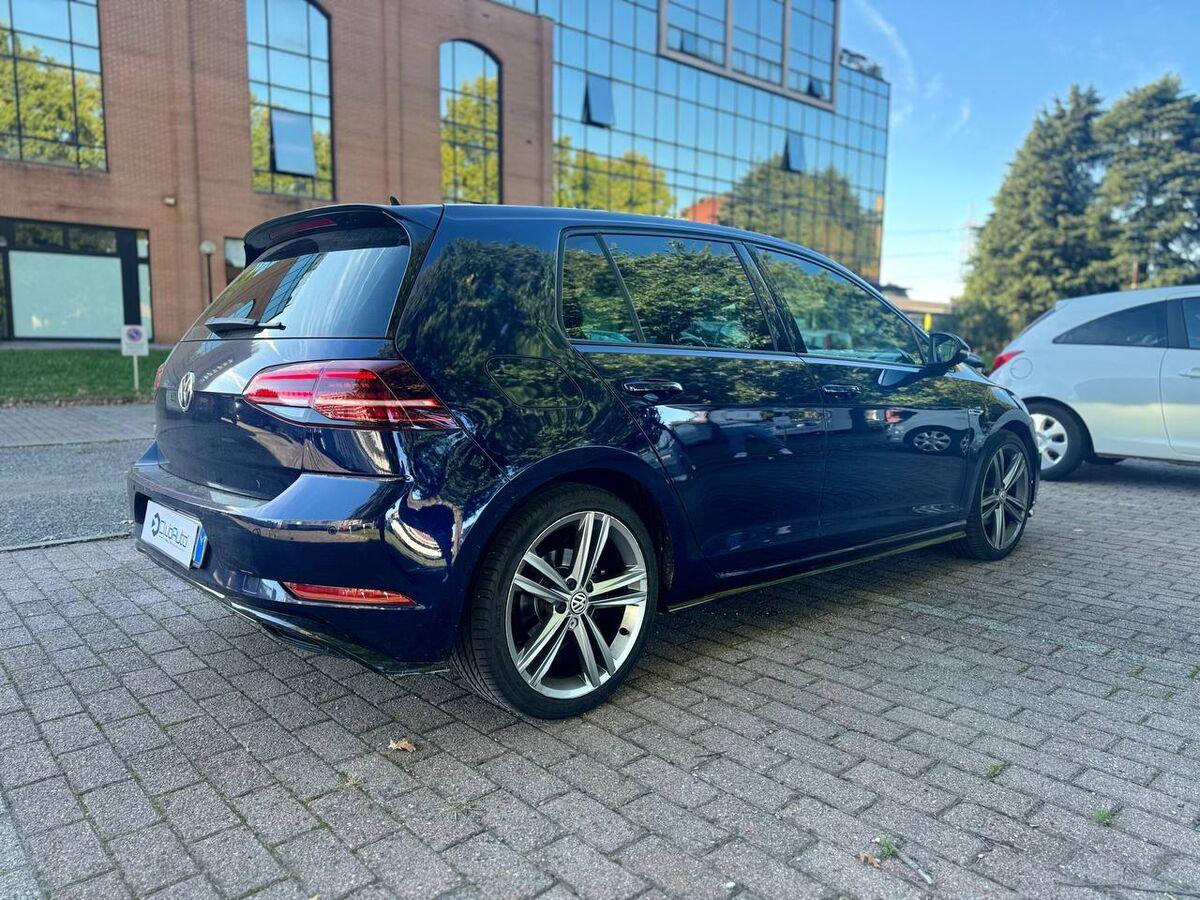 Volkswagen Golf 1.5 tsi Sport 150cv dsg
