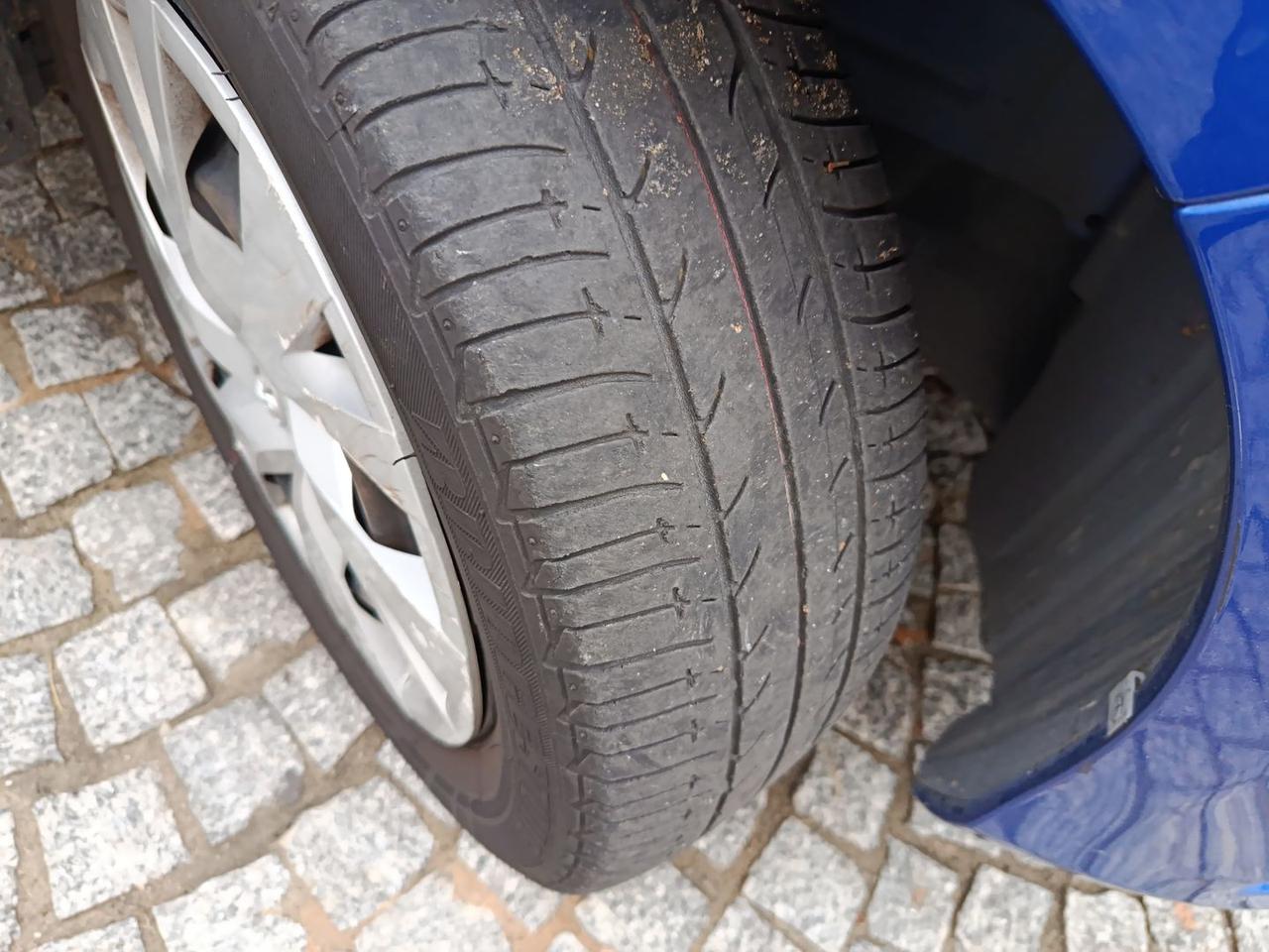 Toyota Yaris Active 1.0 VVT-i #7550