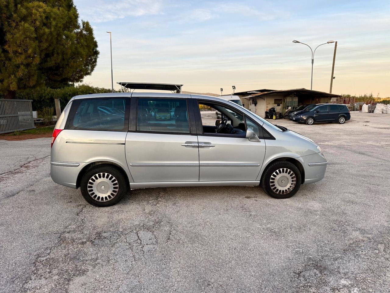 Lancia Phedra 7 posti Diesel 2.2 JTD Emblema Plus