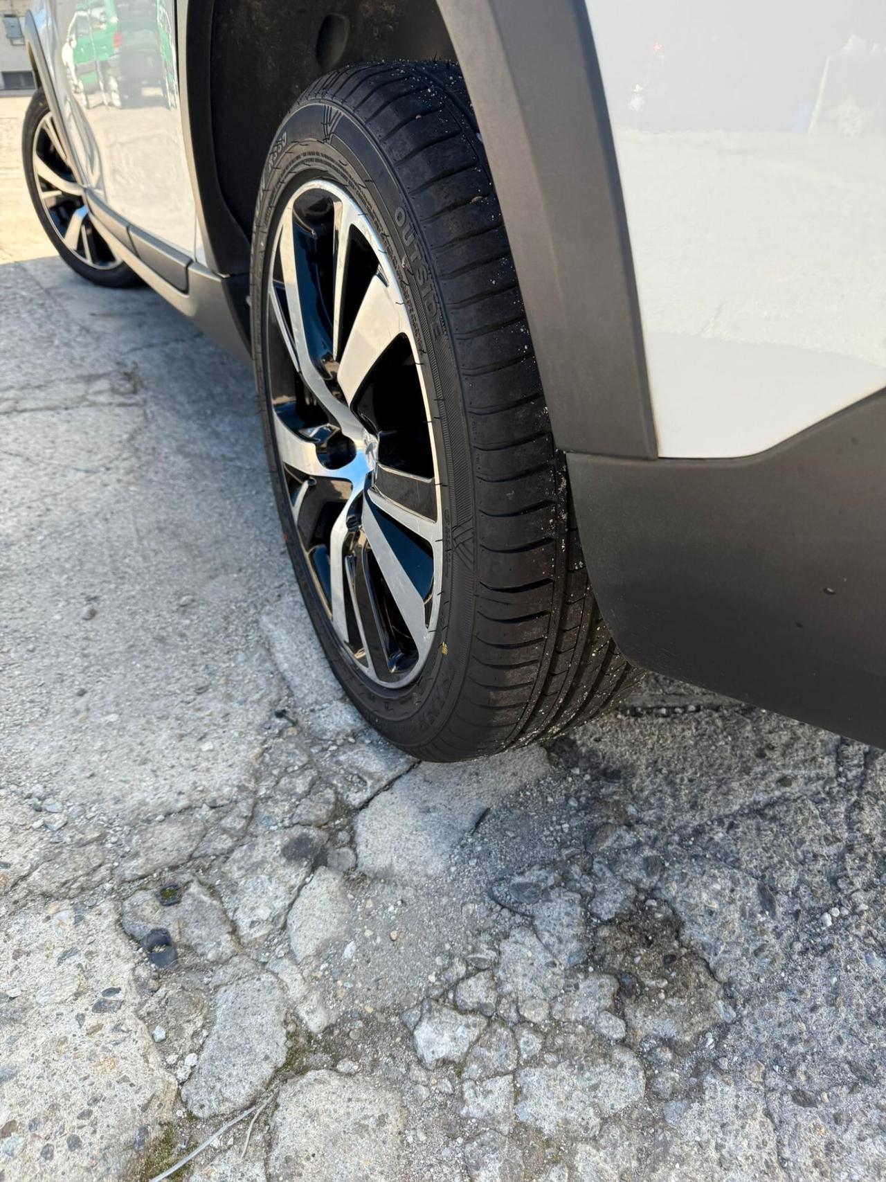 Peugeot 2008 BlueHDi 100 S&S Allure