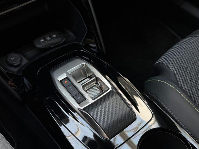 PEUGEOT 2008 Hybrid 136 e-DCS6 GT da?319,00