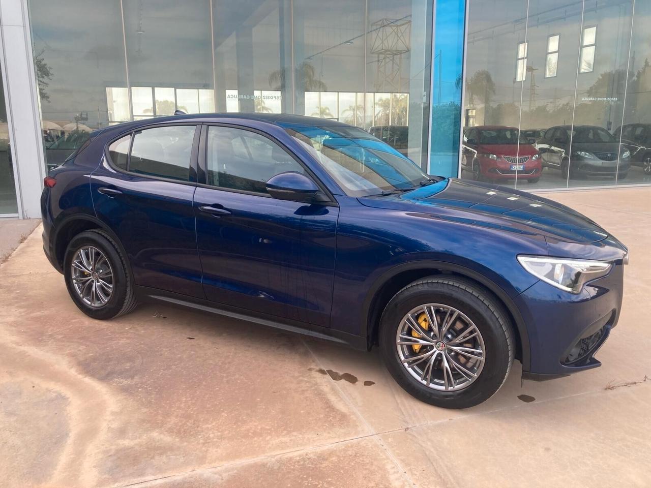 Alfa Romeo Stelvio 2.2 Turbodiesel 180 CV AT8 RWD Super