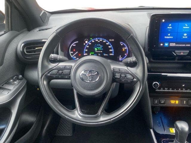 TOYOTA Yaris Cross 1.5 Hybrid 5p. E-CVT AWD-i Adventure