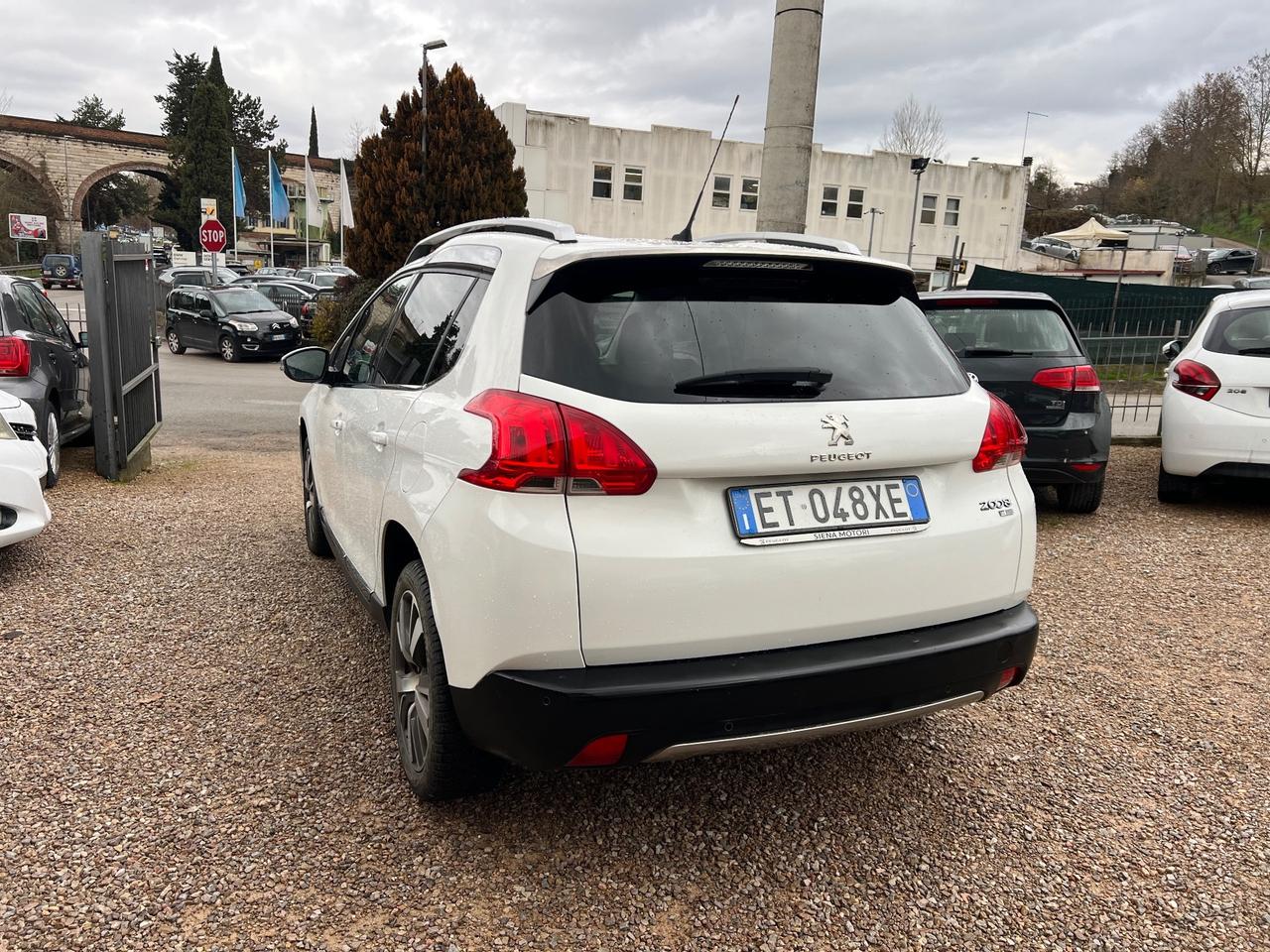 Peugeot 2008 1.6 e-HDi 115 CV Stop&Start Allure