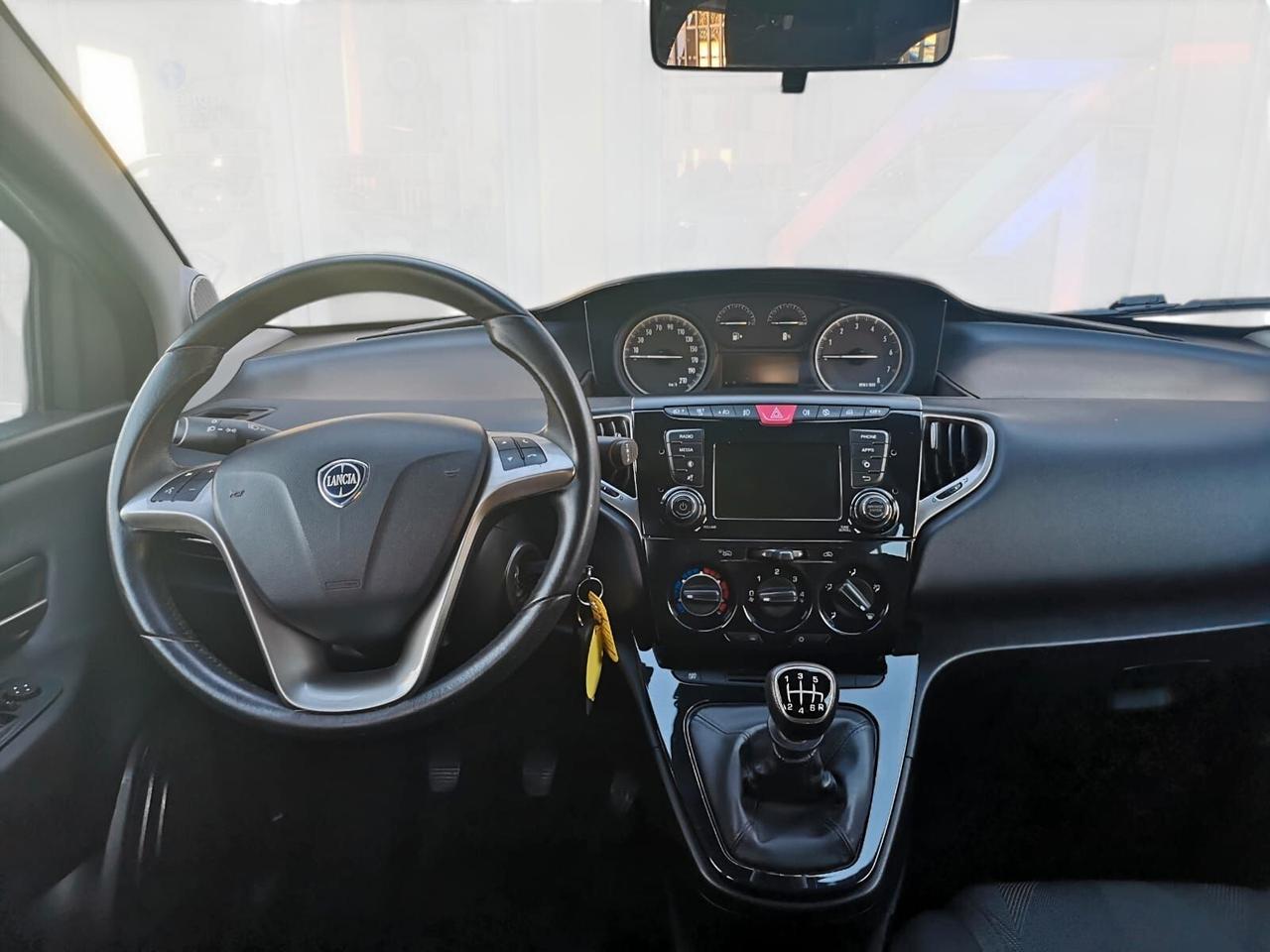 Lancia Ypsilon 1.0 FireFly 5 porte S&S Hybrid Maryne