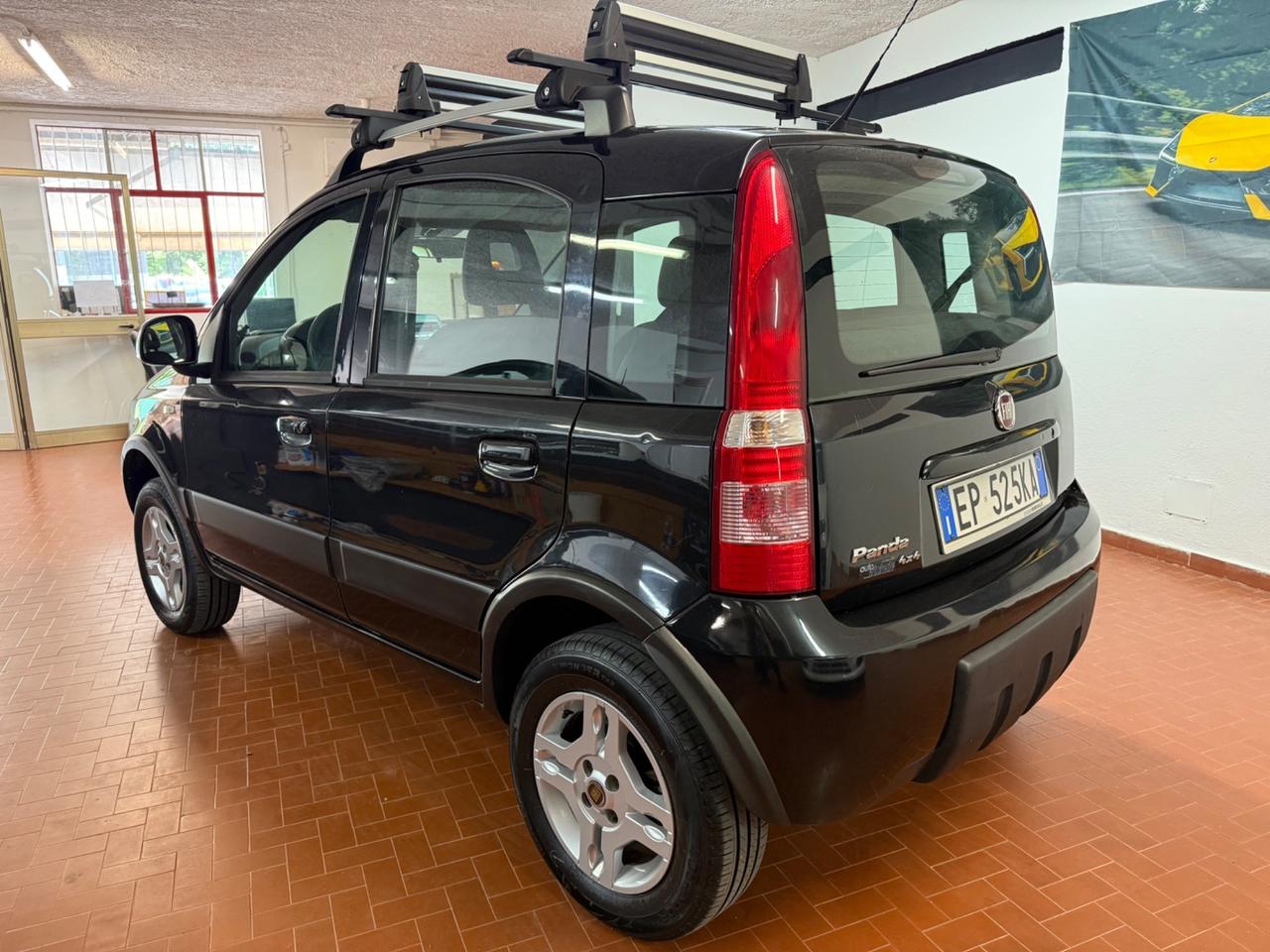 Fiat Panda 1.3 MJT 16V DPF 4x4 Climbing