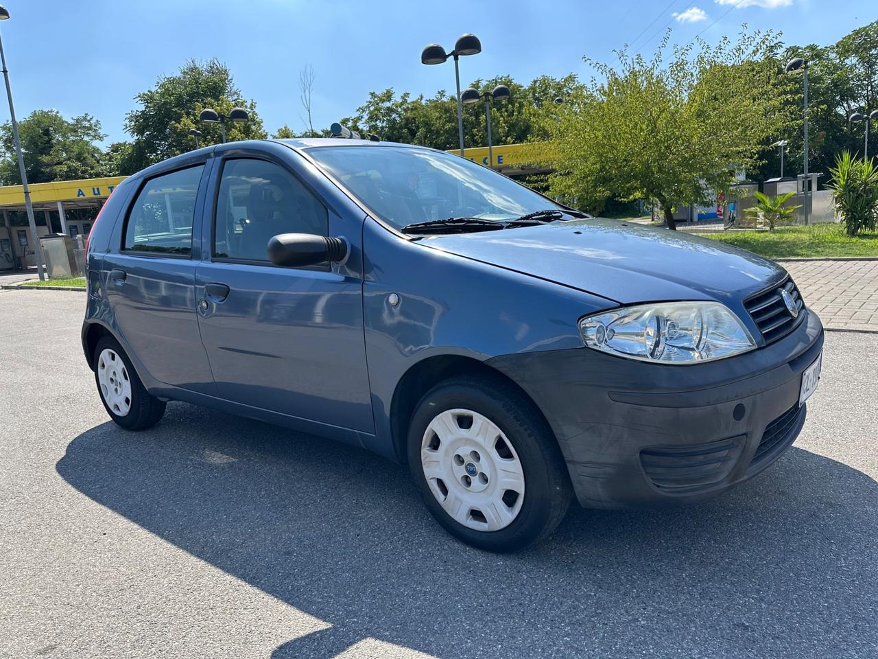Fiat Punto 1.2 BENZINA NEOPATENTATI