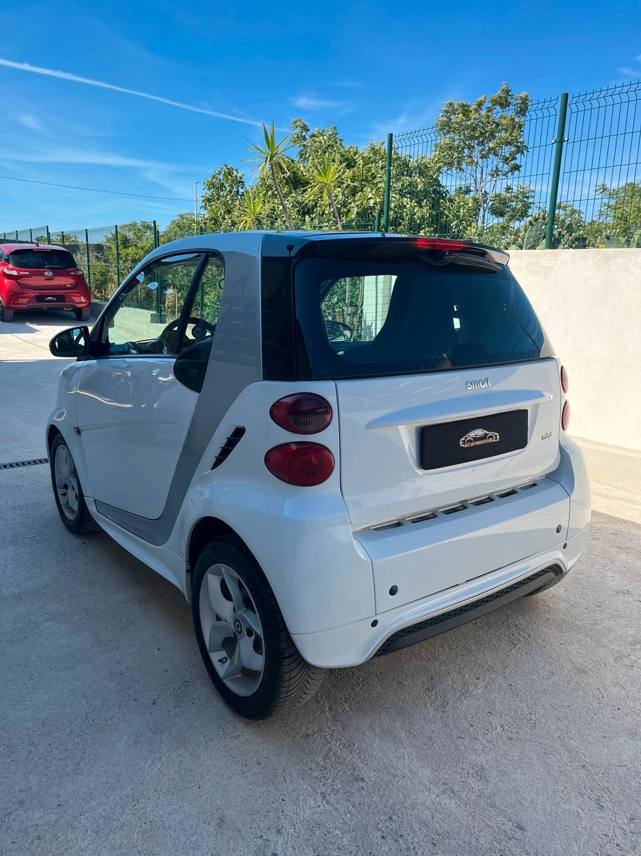 Smart ForTwo 1000 62 kW coupé pulse