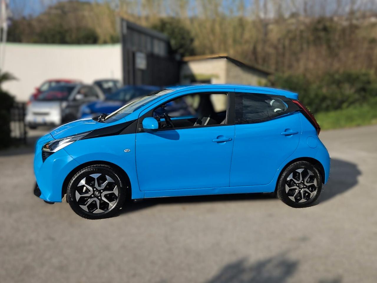 Toyota Aygo 1.0 VVT-i 72 CV 5 porte x-cite AUTOMATICA