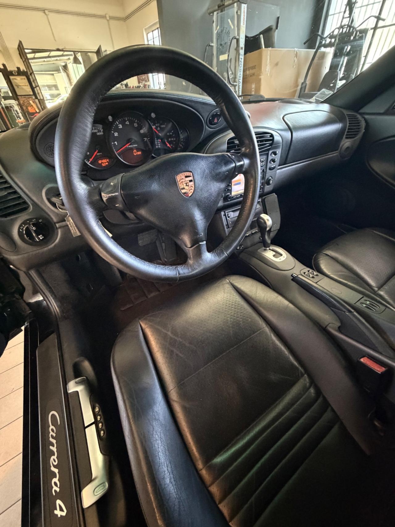 Porsche 911 Carrera 4 cat Coupé motore nuovo