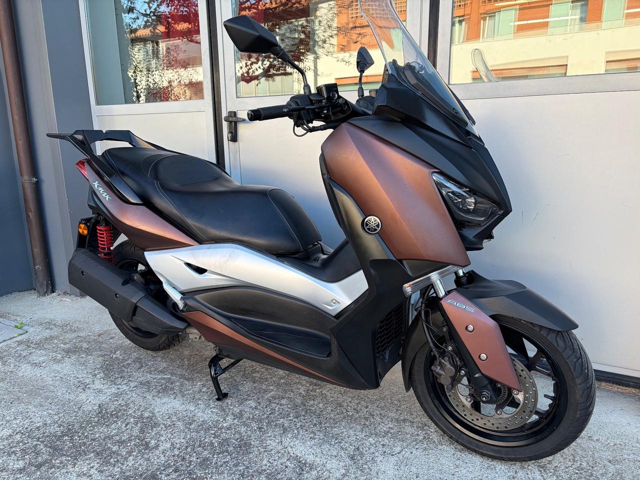 Yamaha X-Max 300