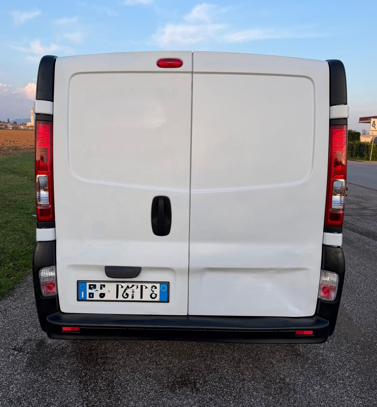 RENAULT TRAFIC 2.0 CTDI 115 cv COMBINATO 6 POSTI