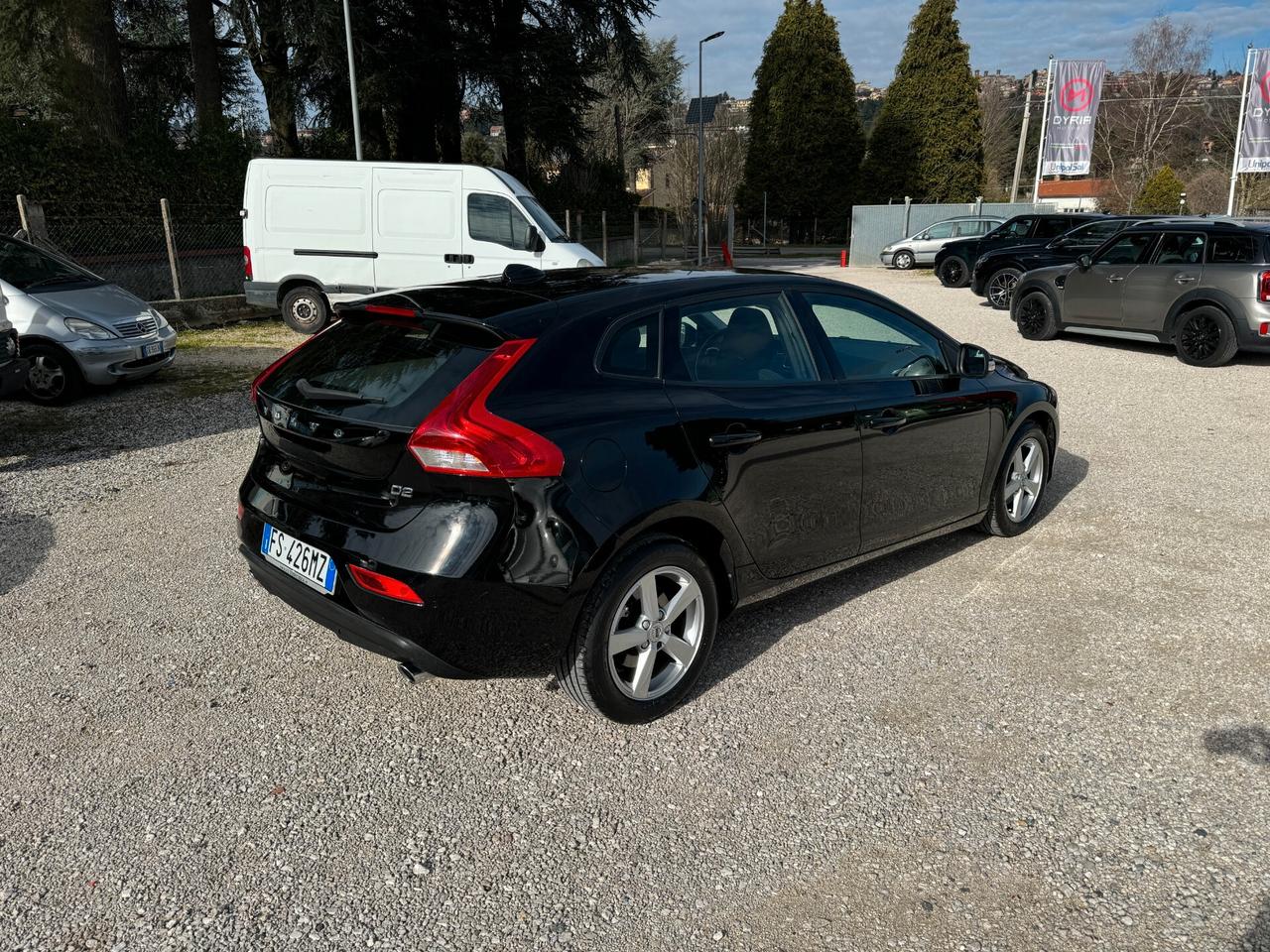 Volvo V40 D2 Business Plus OK NEOPATENTATI