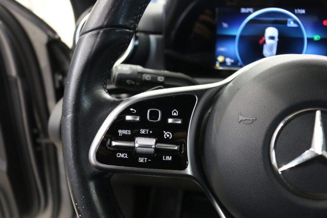MERCEDES-BENZ A 180 d Automatic Sport
