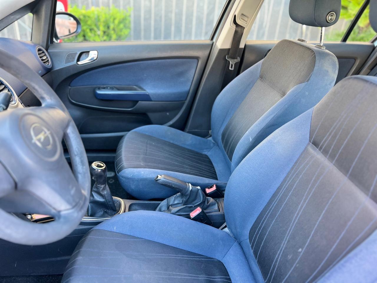 Opel corsa 1.3 Diesel 2009