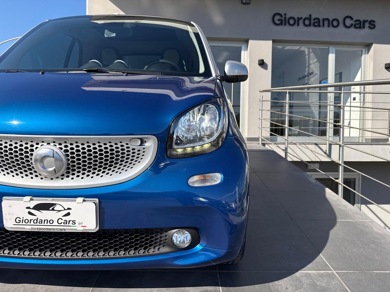 Smart ForTwo 70 1.0 twinamic Passion pari nuovo