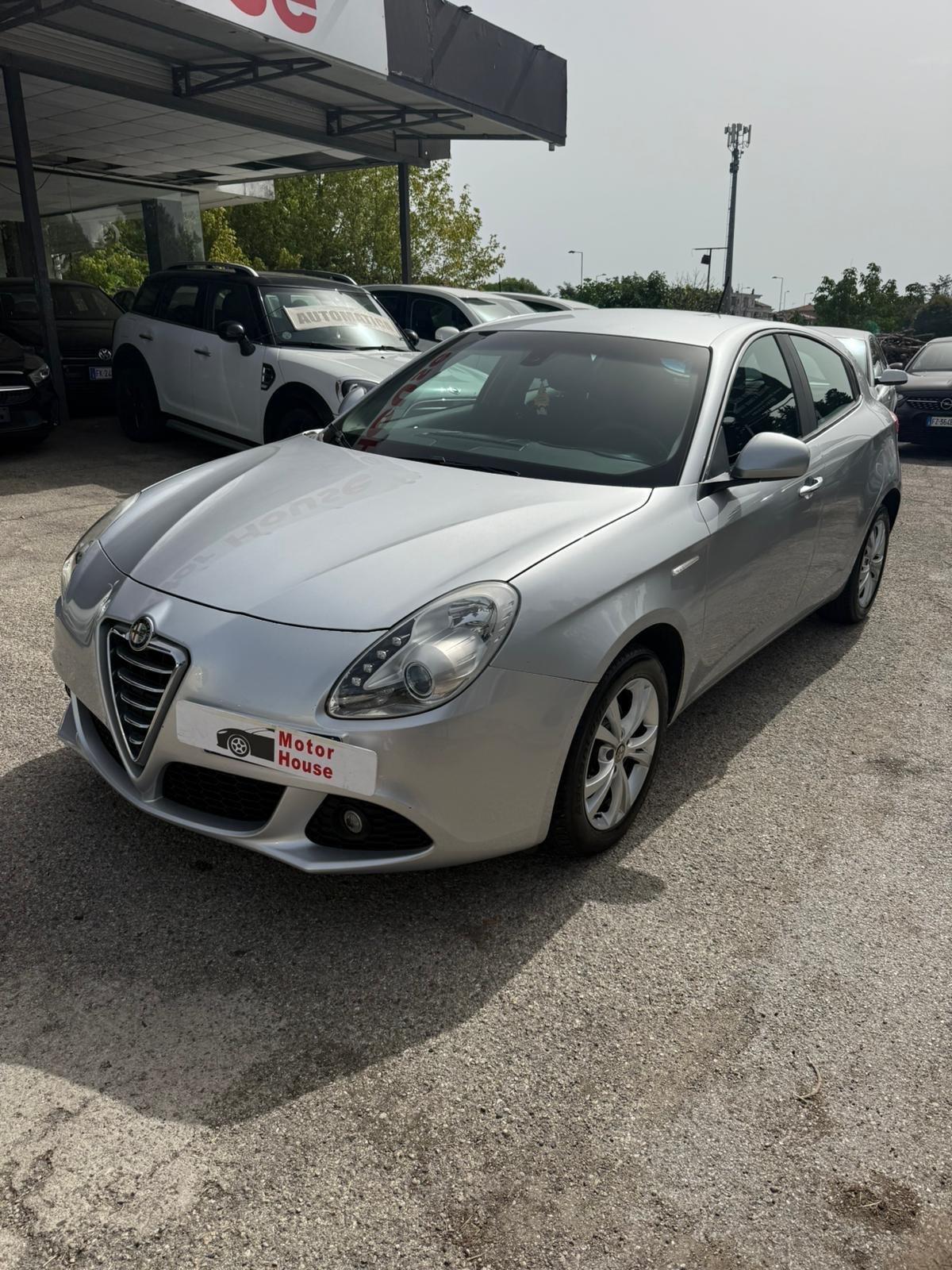 Alfa Romeo Giulietta 1.6 JTDm-2 105 CV Distinctive