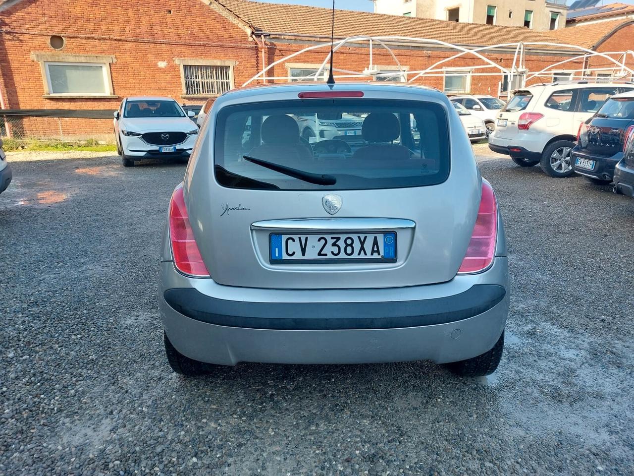 Lancia Ypsilon 1.2 Argento OK NEOPATENTATI 125000KM