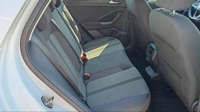 Volkswagen T-Roc 2.0 TDi 150cv DSG da VETRINA