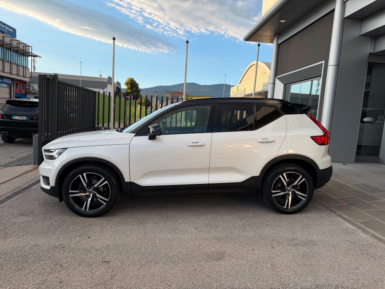 Volvo XC40 D3 R-design