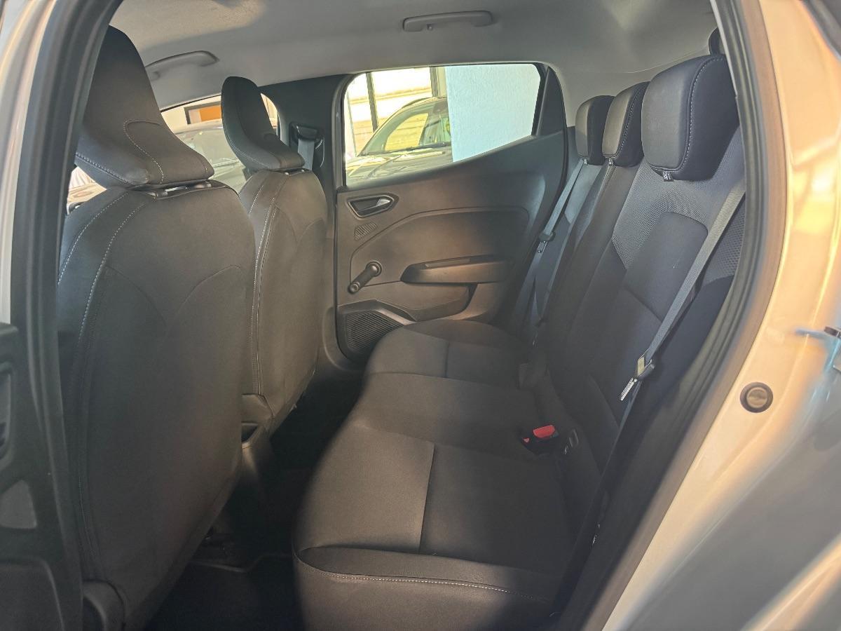 RENAULT CLIO dCi 8V 85CV 5p. Business UNICO PROP/ IVA DEDUCIBILE/ CARPLAY/ NAVIGATORE