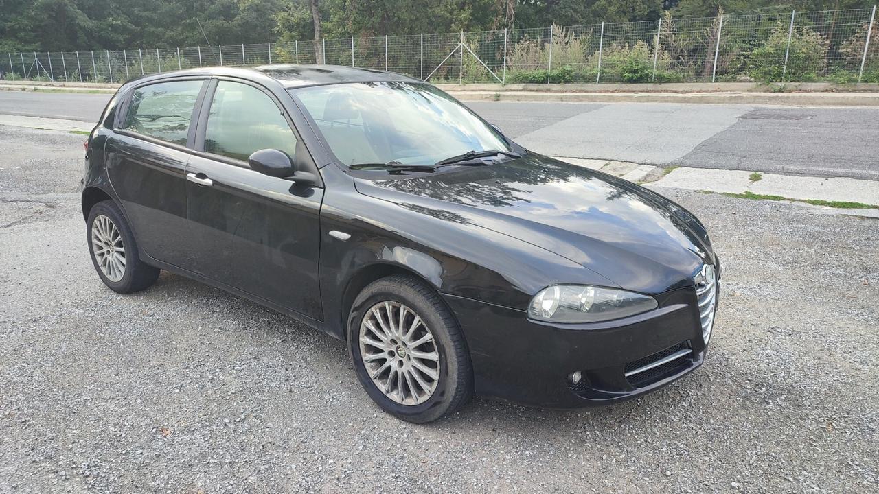 ALFA ROMEO 147