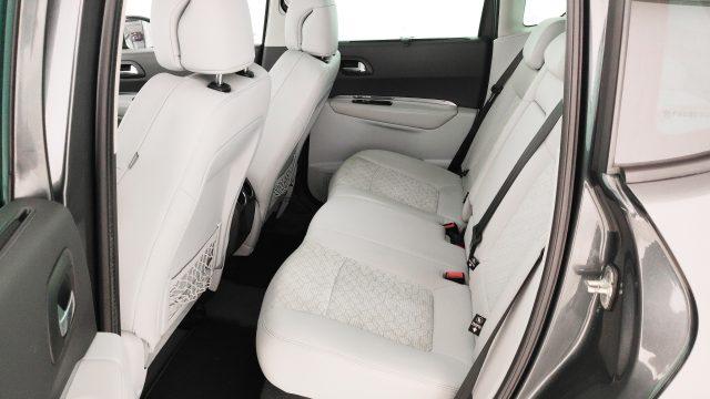 PEUGEOT 3008 BlueHDi 150 S&S Business