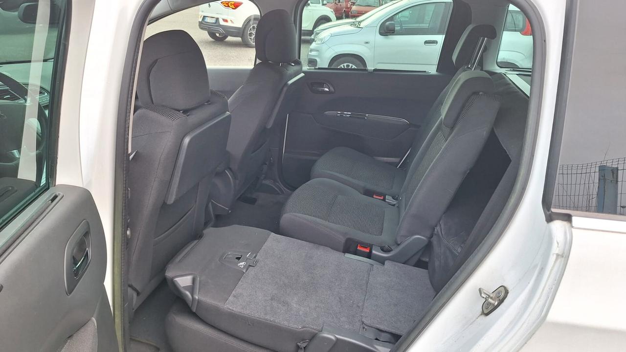 Peugeot 5008 2.0 HDi aut. 7 Posti Allure