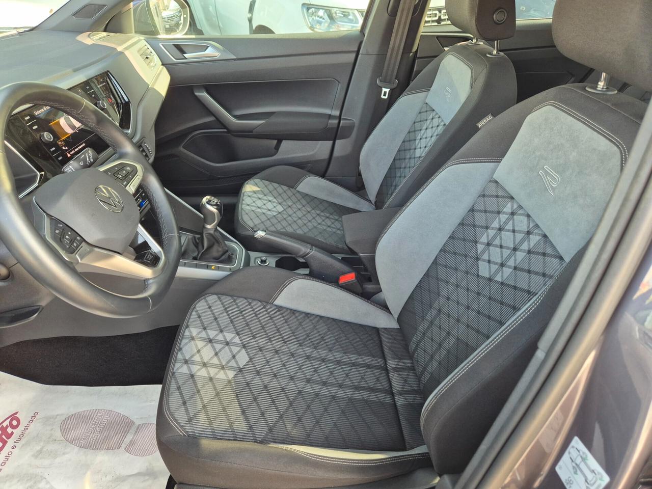 Volkswagen Taigo 1.0 TSI 115 CV R-Line