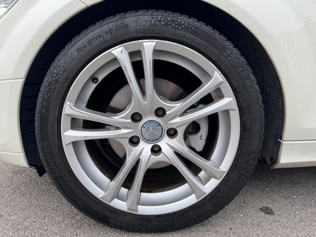 Mercedes-benz C 250 CDI 4Matic BlueEFFICIENCY Avantgarde