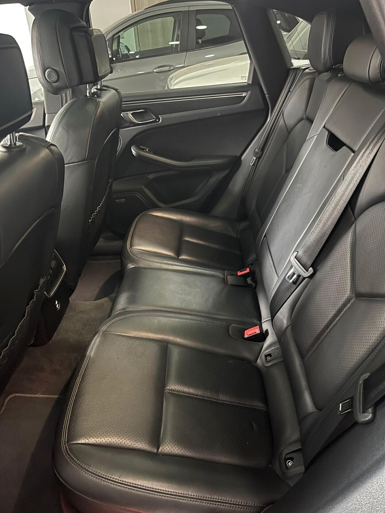 Porsche Macan 2.0